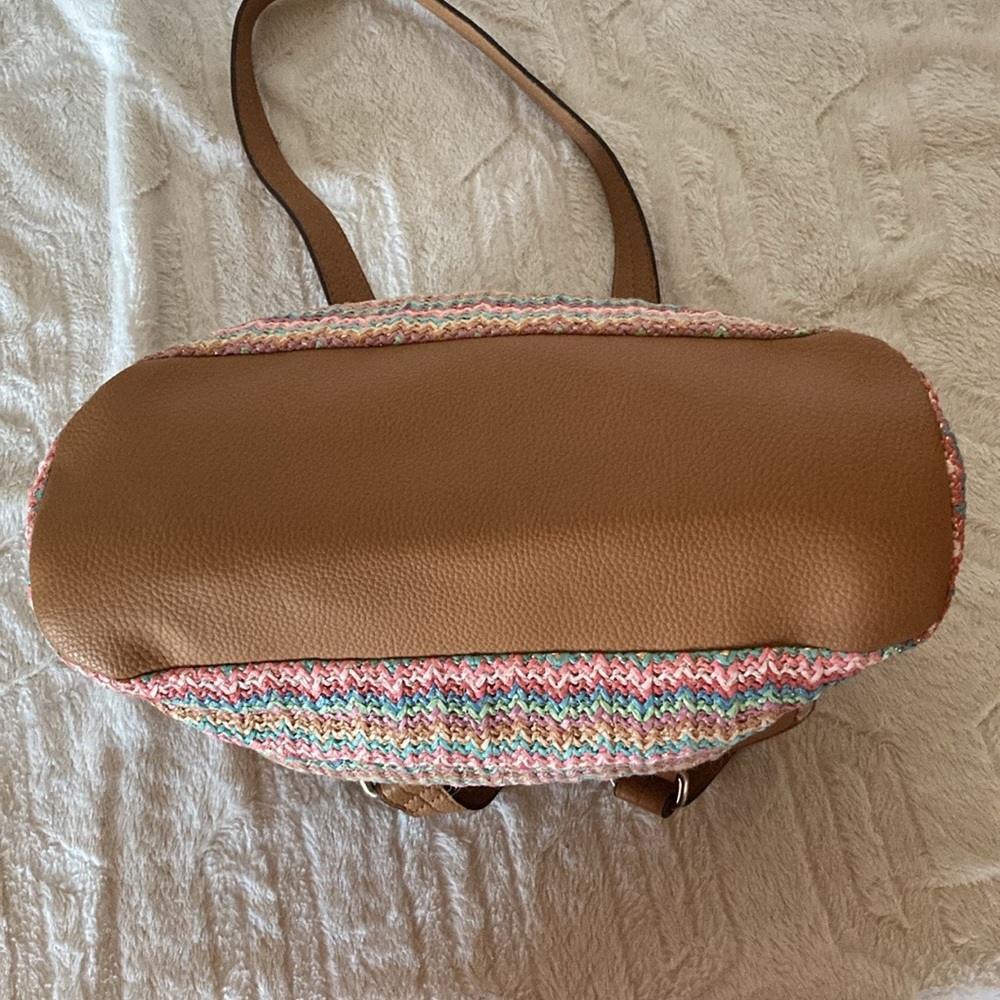 Preloved Shoulder Bag. Colors:Multicolored Squiggly Lines With Brown Trim View 2